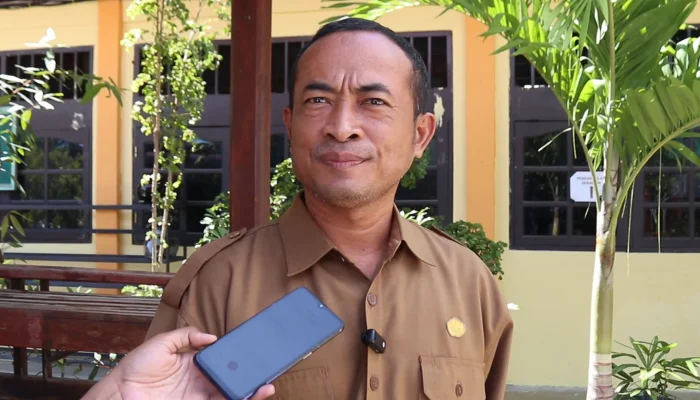 Suroto, Kepala SMA Muhhamdiyah Abepura Kota jayapura