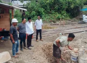 Tinjau Pembangunan Kantor Sidang MP.TGR Inspektorat, Ini Kata Bupati SBB Asri Arman