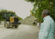 Akibat Hujan Lebat, Akses Ring Road Jayapura Kembali Tertutup Material Longsor