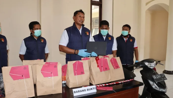 Polres SBB Gelar Konferensi Pers, Ungkap 15 Kasus Tindak Pidana