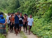 Kisah Pilu dari Ahiolo: Ibu Hamil Diangkut dengan Rakit Demi Mencapai Puskesmas